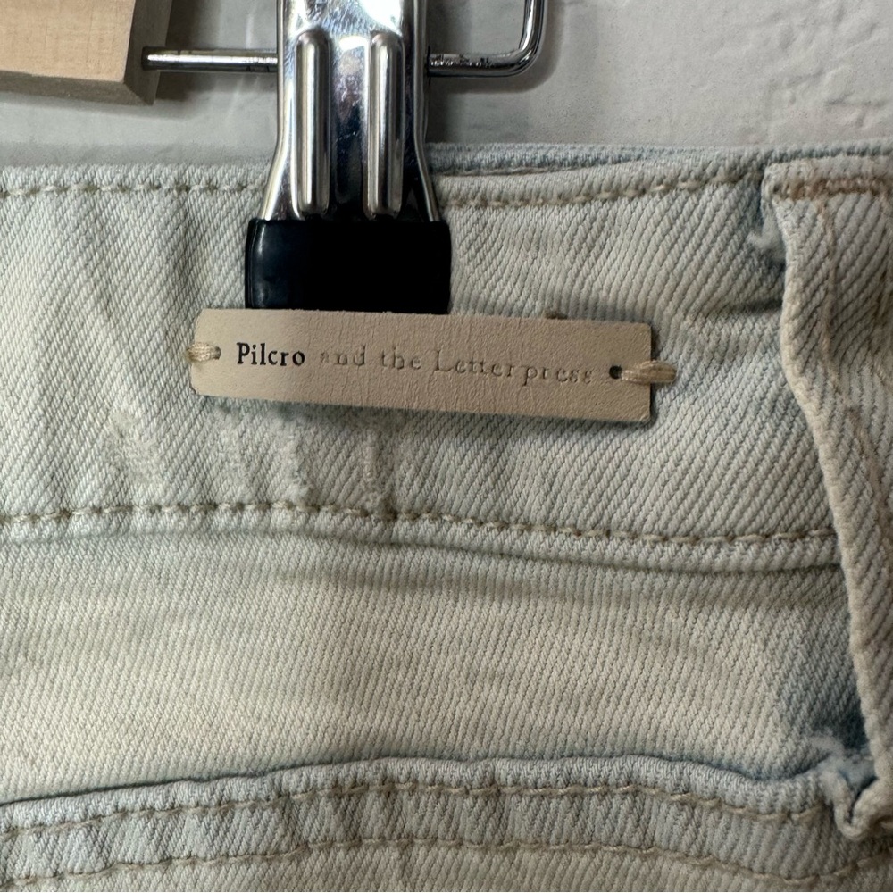 Pilcro and Letterpress Light Blue Denim Floral Raw Hem Shorts Size 30 - Picture 9 of 10
